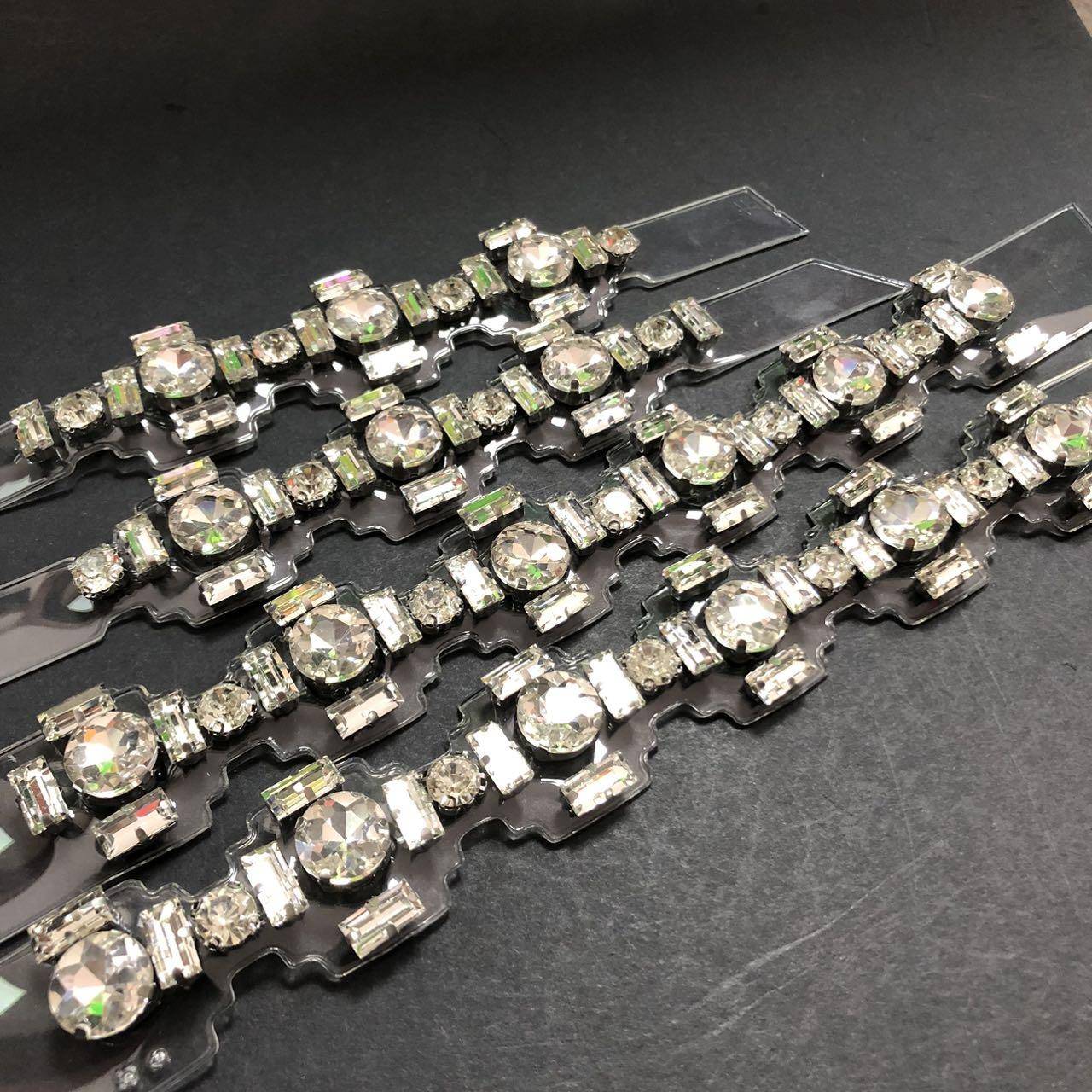 Rhinestone Upper Fashionable Versatile Sandals Slippers Comfortable Breathable Anti-Slippery Shoe - Image 3