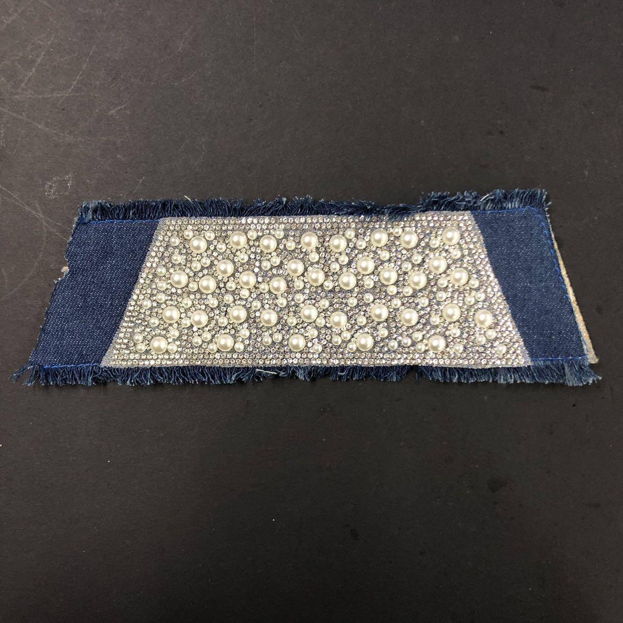 Factory Direct Sales Fashionable and Versatile Sandals and slippers Shoe Material Rhinestone Upper