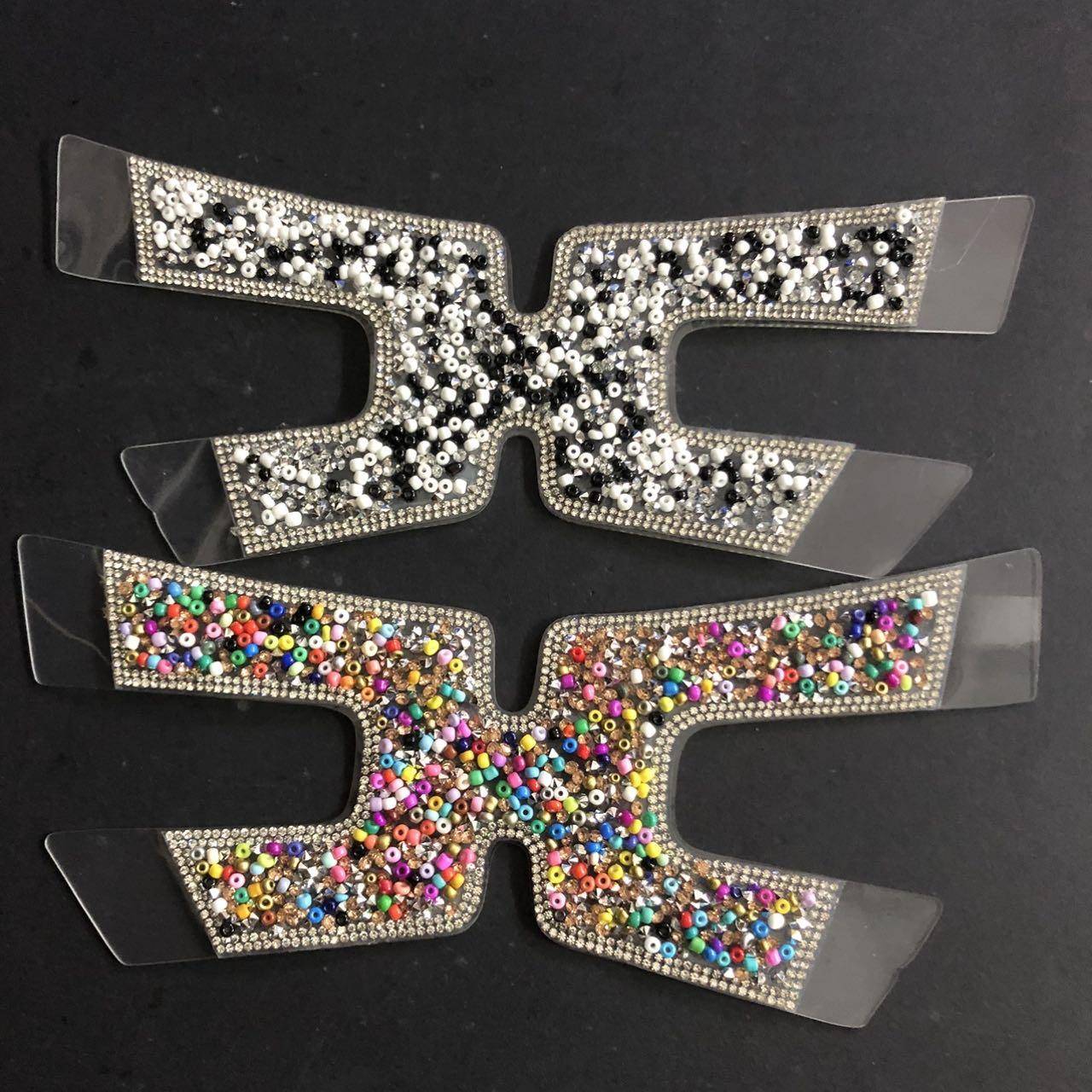 Women's Fashion TPU Shoe Clips with Rhinestone Decoration for Slipper Use - Image 2