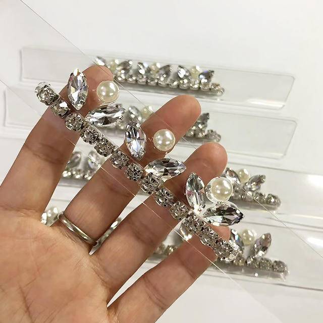 Hot Selling Upper Glass Water Drill Shoe Accessories Rhinestone Shoe Fashion Accessories - Image 7