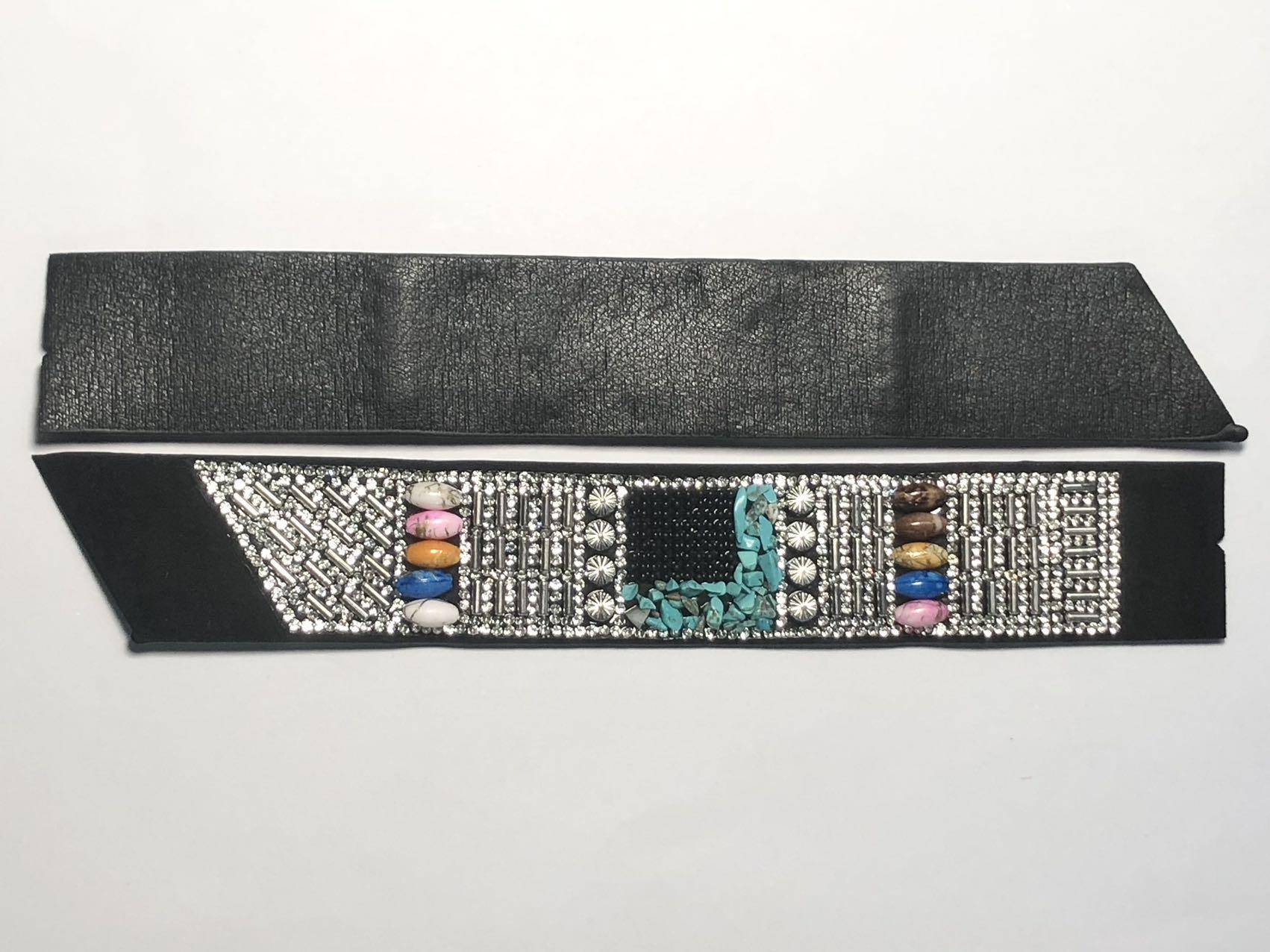 Wholesale rhinestone-embellished shoes upper semi-finished one-strap sandals with rhinestone beads - Image 5