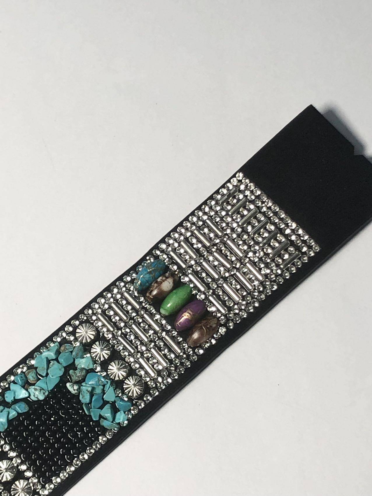 Wholesale rhinestone-embellished shoes upper semi-finished one-strap sandals with rhinestone beads - Image 4