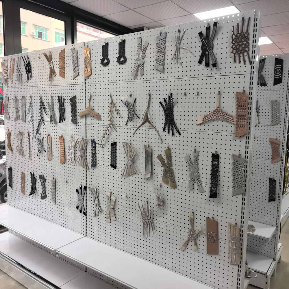 rhinestone-shoe-upper-display-wall