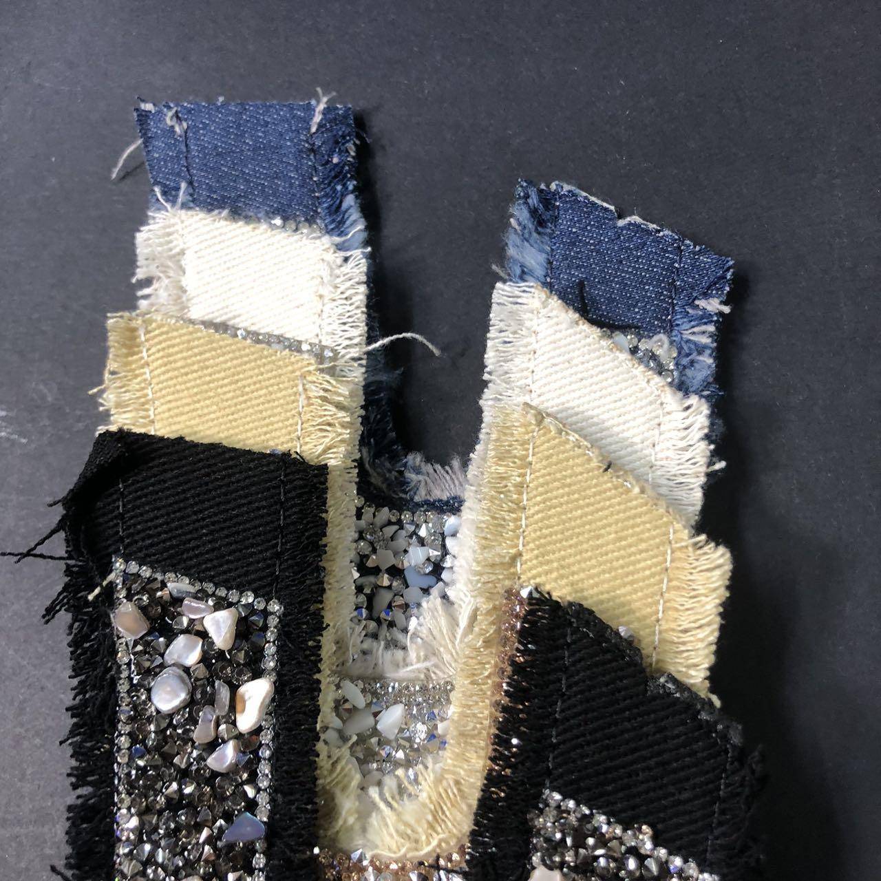 White Glass Beads Enlarge Size Shoes Buckle Upper with PU Lining Glue on Sandal Shoes As Decoration Hot Selling - Image 2
