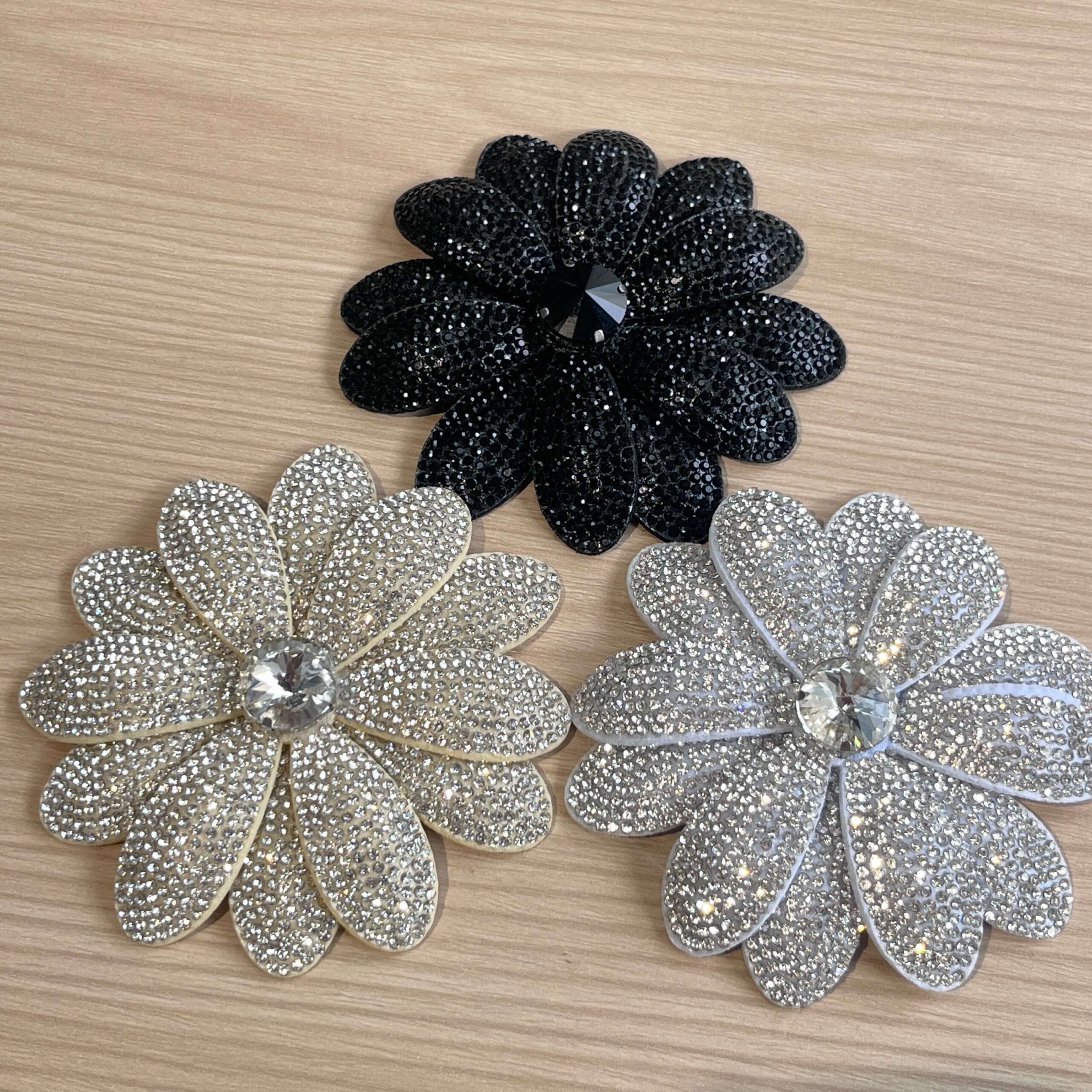Full Rhinestone 3D Flower Hotfix Patches – Sparkly Iron-on Decor for Clothing DIY Wholesale