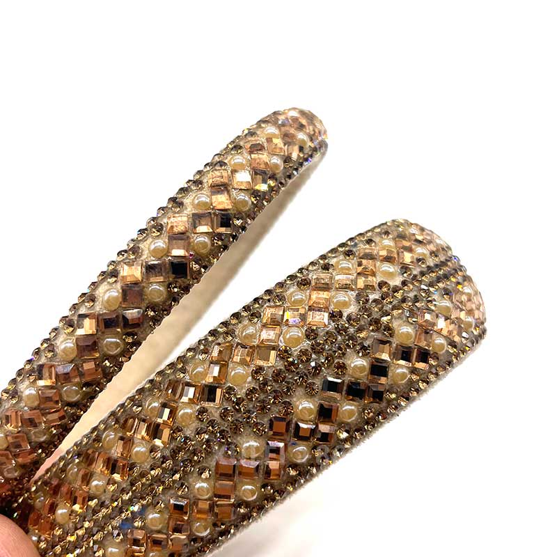 Custom Mirror Square Rhinestone Tape – Hotfix Self-Adhesive Trim Factory - Image 7