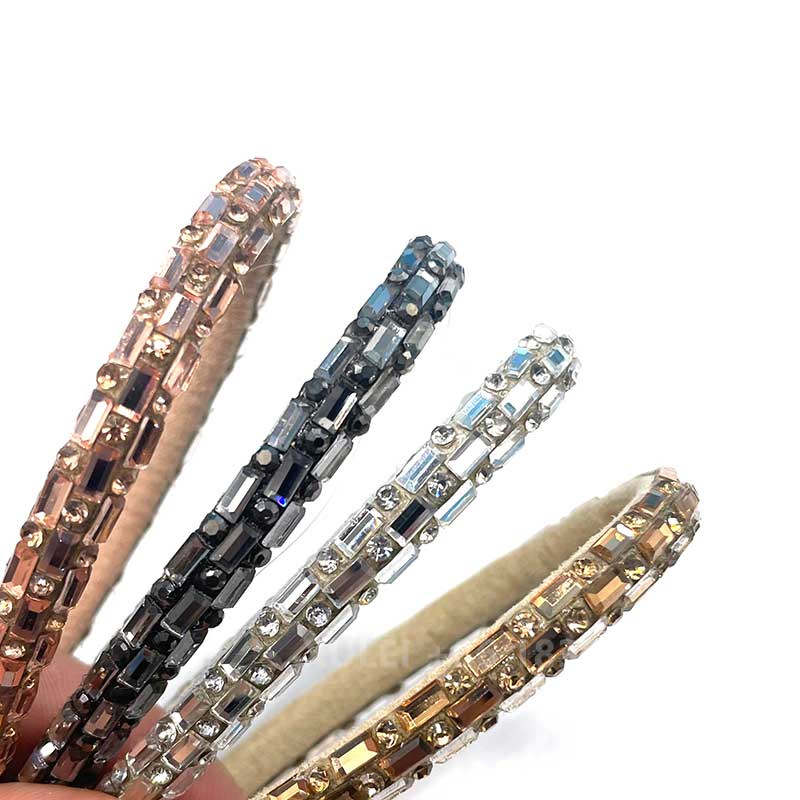 Four-Leaf Clover Rhinestone Hotfix Tape – Self-Adhesive Trim for Heels, Sandals & Bags Wholesale - Image 4
