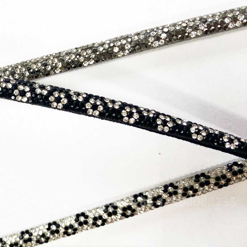Black & Gold Alternating Round Tube Full Rhinestone Hotfix Rope – for Heels, Sandals & Bags Wholesale - Image 3